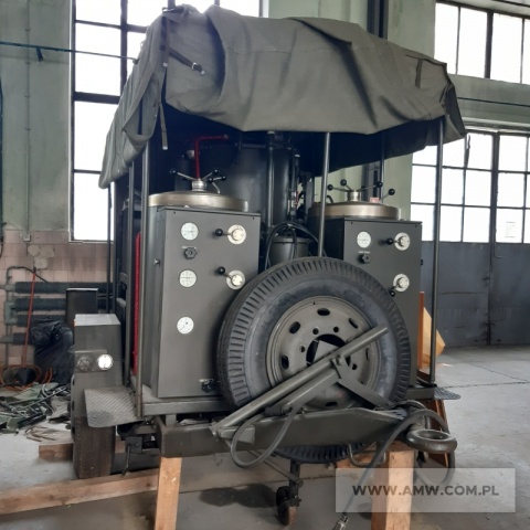 Urządzenie destylacyjno-sterylizacyjne UD-2 na przyczepie jednoosiowej 1,5 t (z częściowym wyposażeniem) 